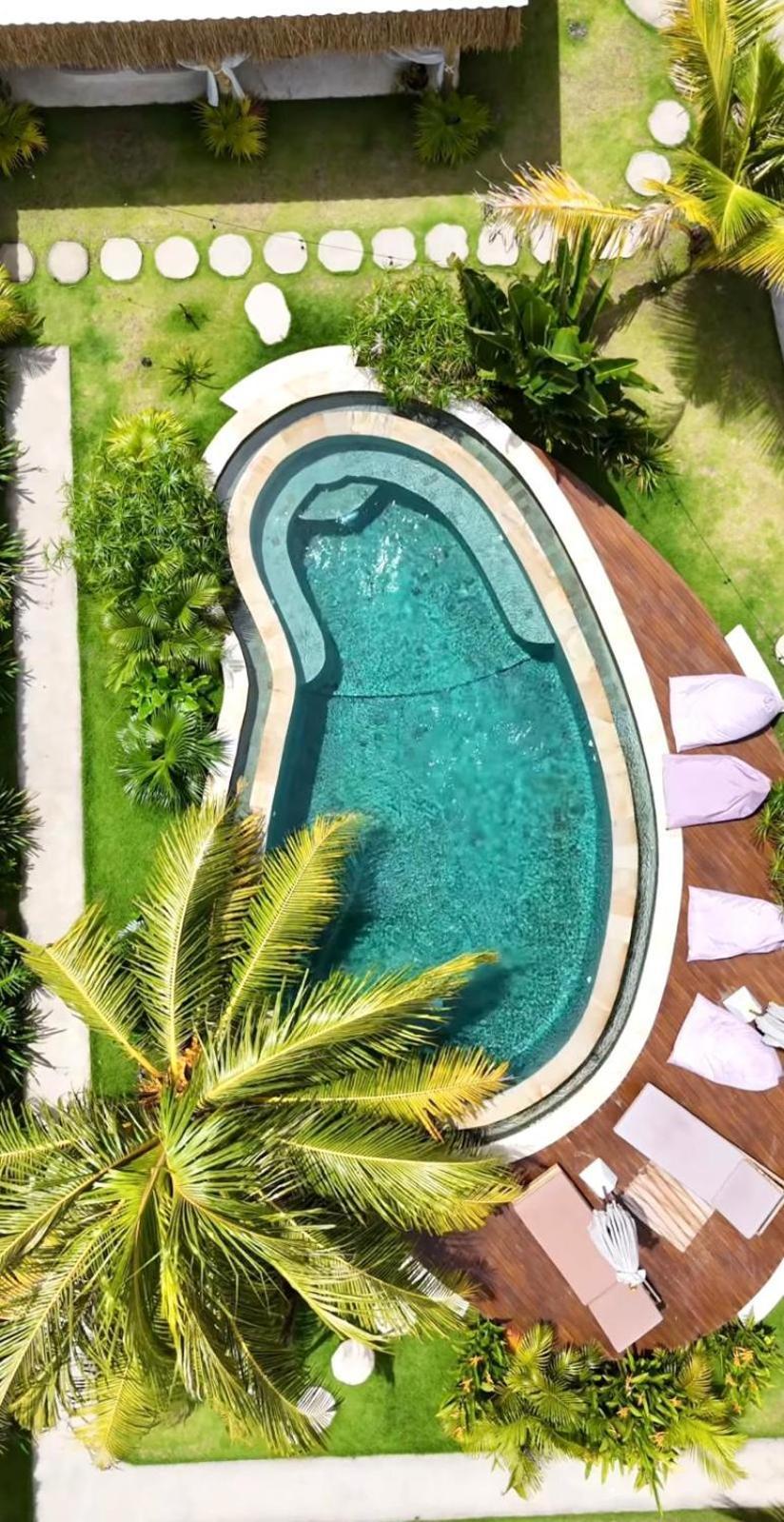 Luana Lombok Hotel Selong Belanak Exterior photo